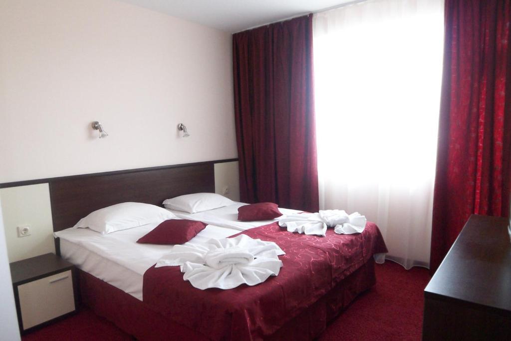 Peshev Family Hotel Nesebar Habitación foto