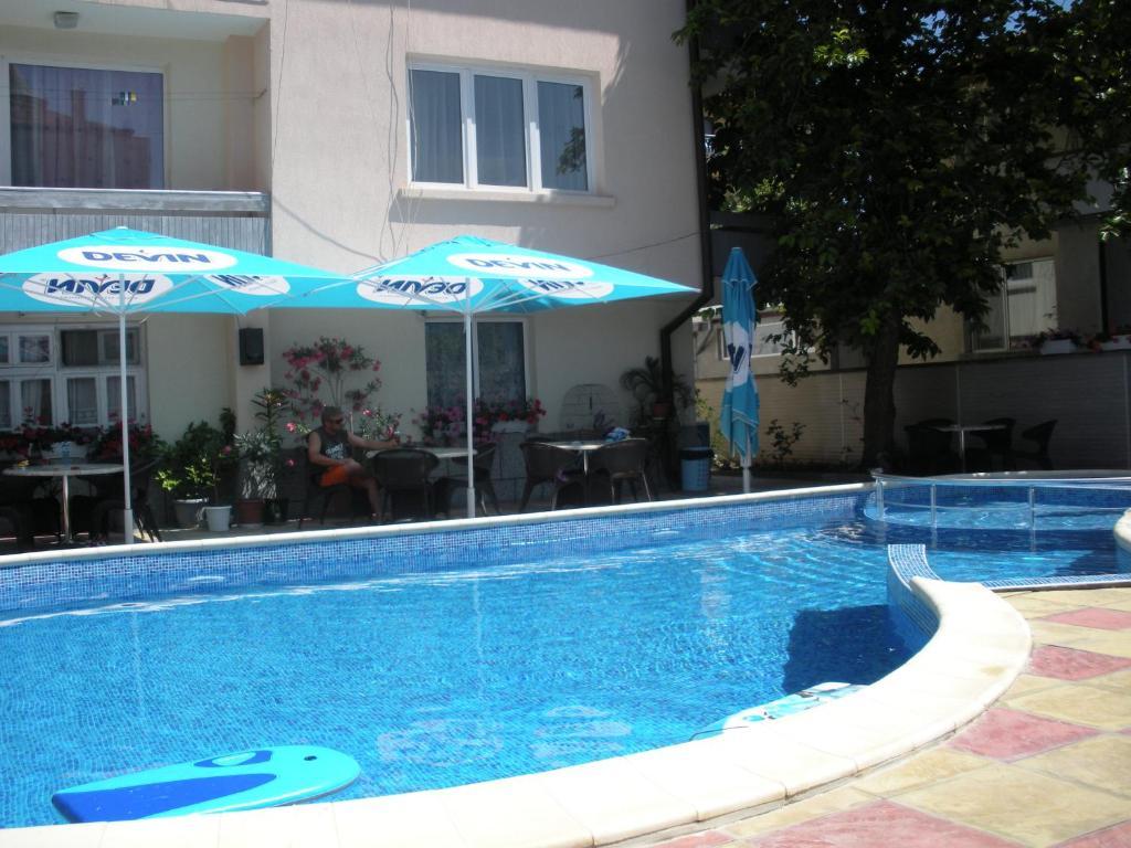 Peshev Family Hotel Nesebar Exterior foto