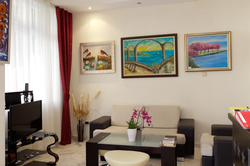 Peshev Family Hotel Nesebar Exterior foto